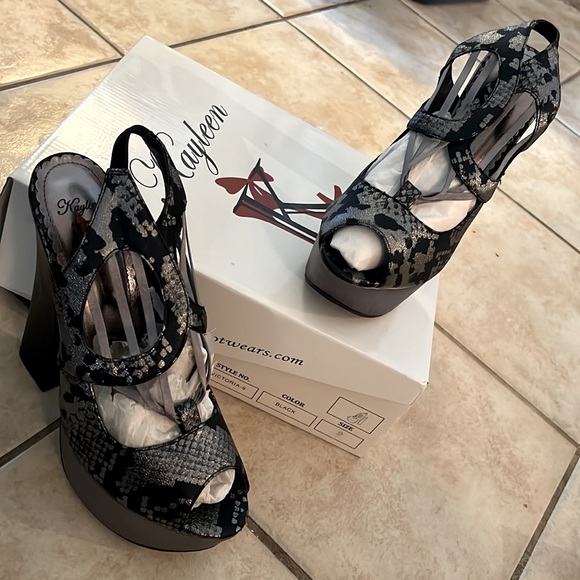 Kayleen Black & Silver snake print Victoria Heels w/ Shiny Platform Y2K size 9 - Picture 7 of 16